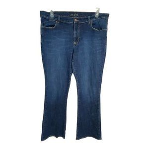 Old Navy Womens Jeans Size 16 The Flirt Stretch Mid Rise Flare Medium Wash Jean